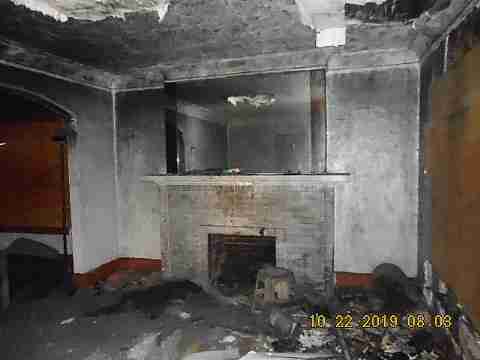 2435 Glandale (10)_m.jpg